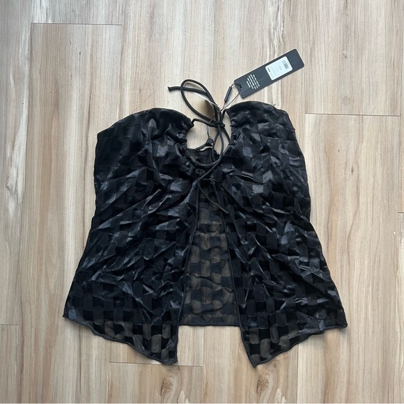 Two-Piece Checkered Black Strapless Set - Picture 3 of 16